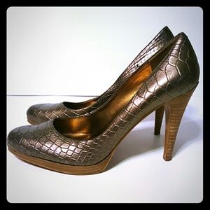 Bronze nine West pump size 9
